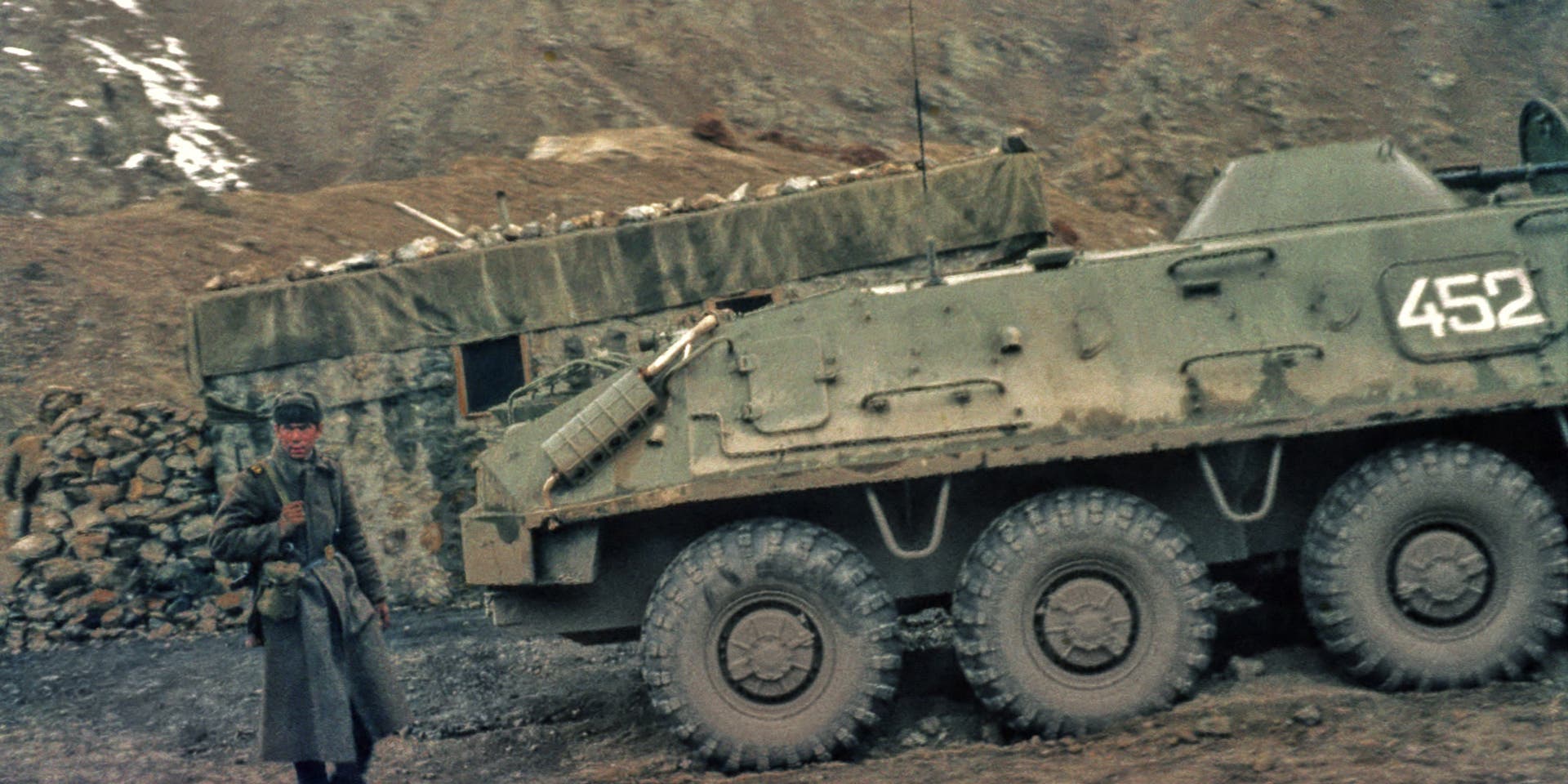 حمله شوروی به افغانستان